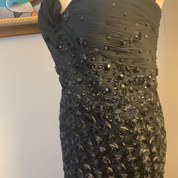 Gorgeous evening gown by Boutique montage - Picture 3 of 13